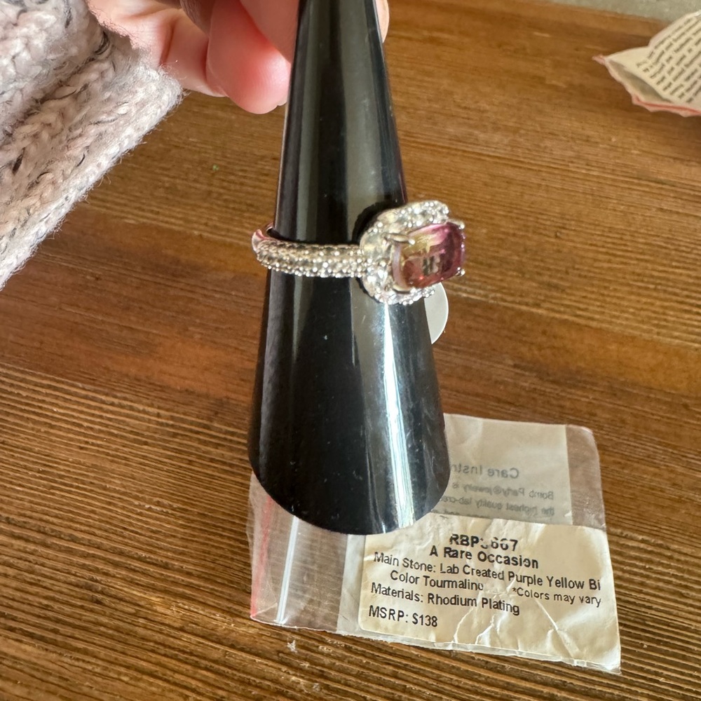 A RARE OCCASION ring - Picture 2 of 3